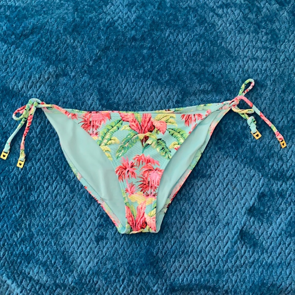 Bikini bottom